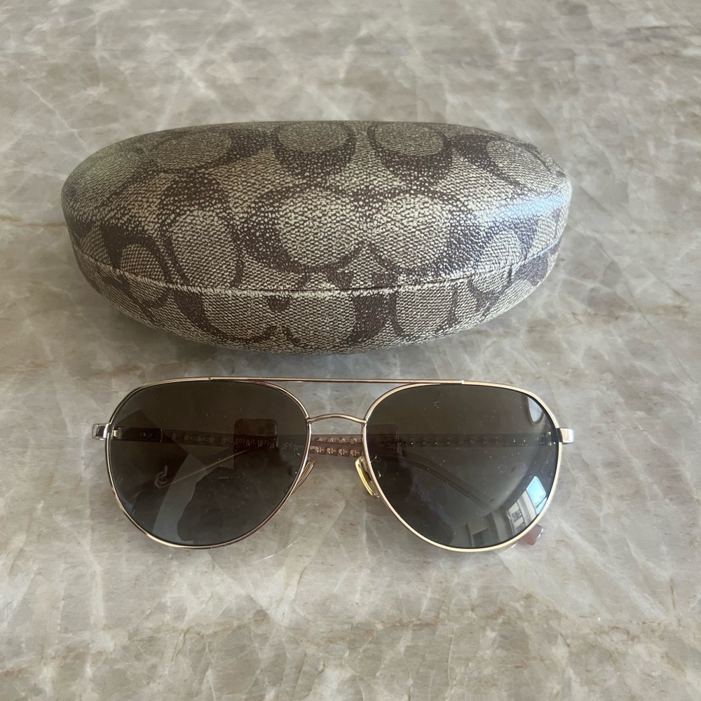 COACH Polarized Aviators Sunglasses In Light Gold Frame HC7053 L137 58/15/135